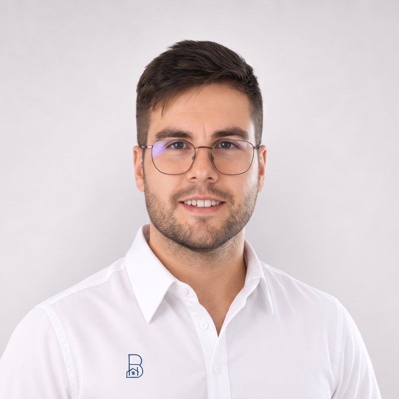 Julio, COO de Bliss Homes